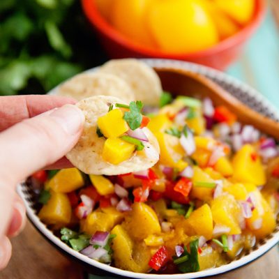 Quick and Easy Peach Salsa